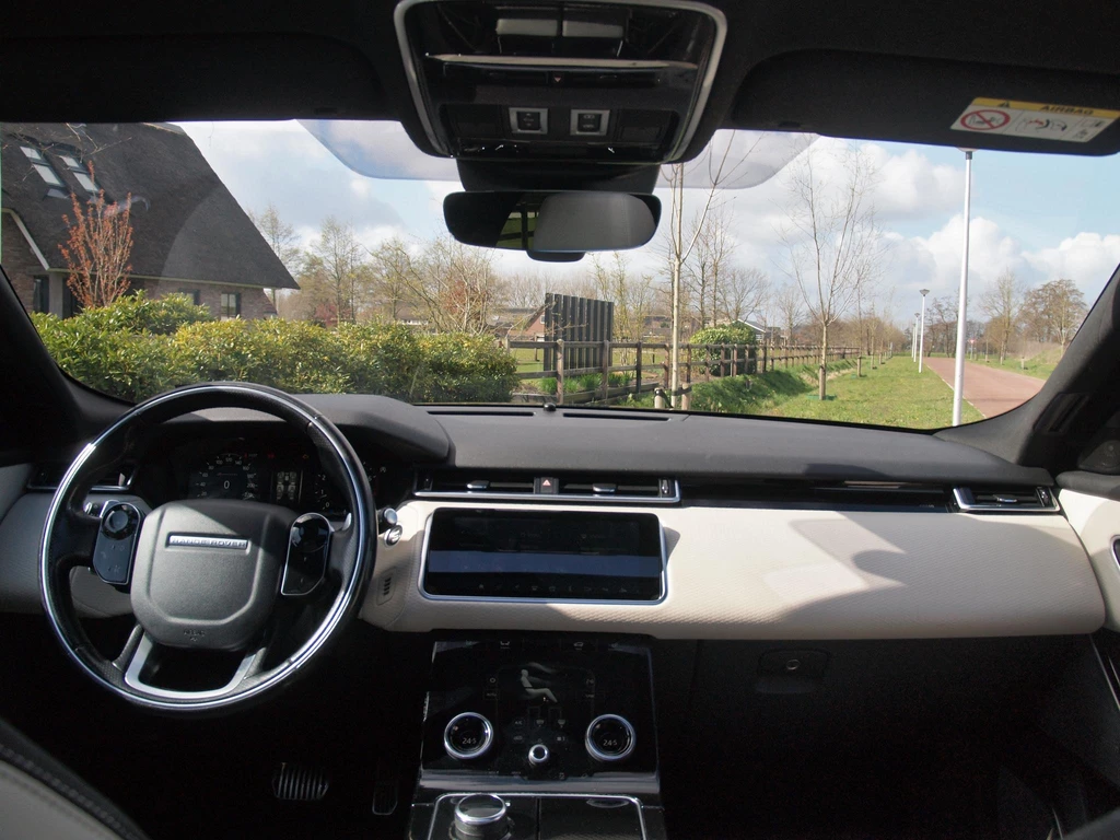 Land Rover Range Rover Velar – foto 17