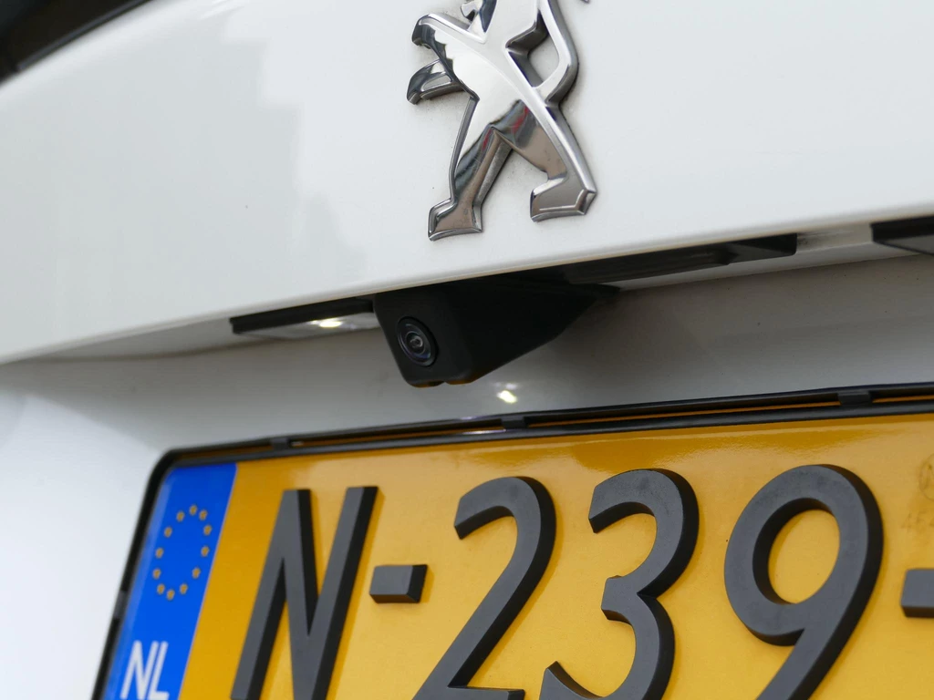 Peugeot e-2008 – foto 31