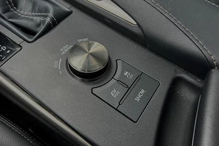Lexus IS – thumbnail 28