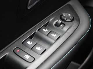 Peugeot e-208 – thumbnail 12