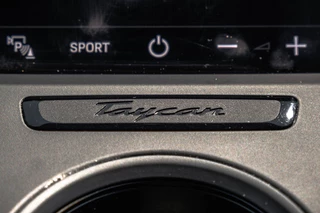 Porsche Taycan – thumbnail 30