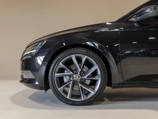Škoda Superb – thumbnail 15