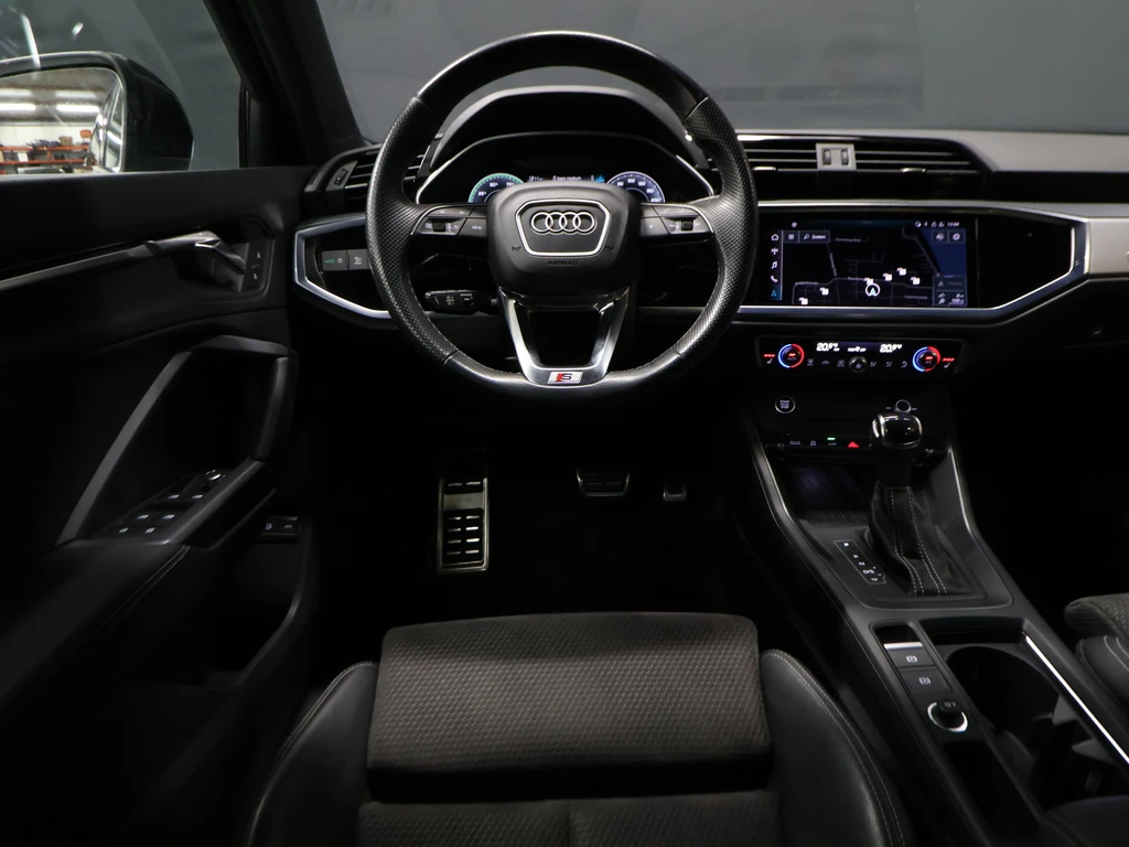 Audi Q3 – foto 11