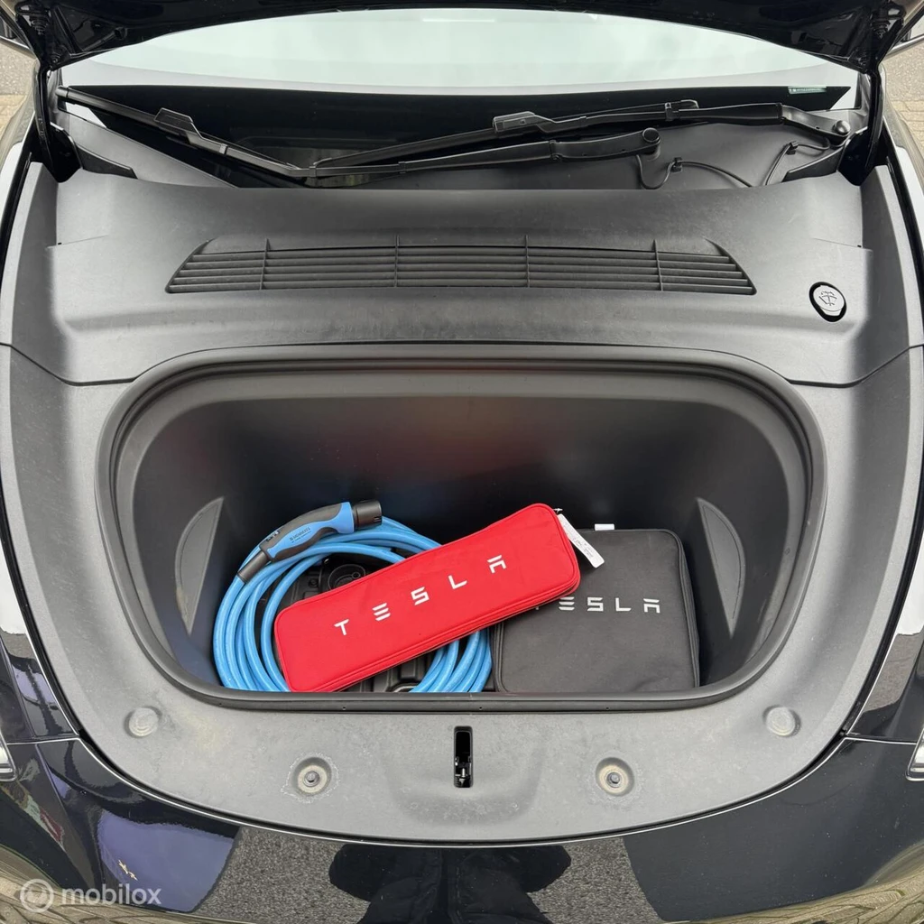 Tesla Model Y – foto 30