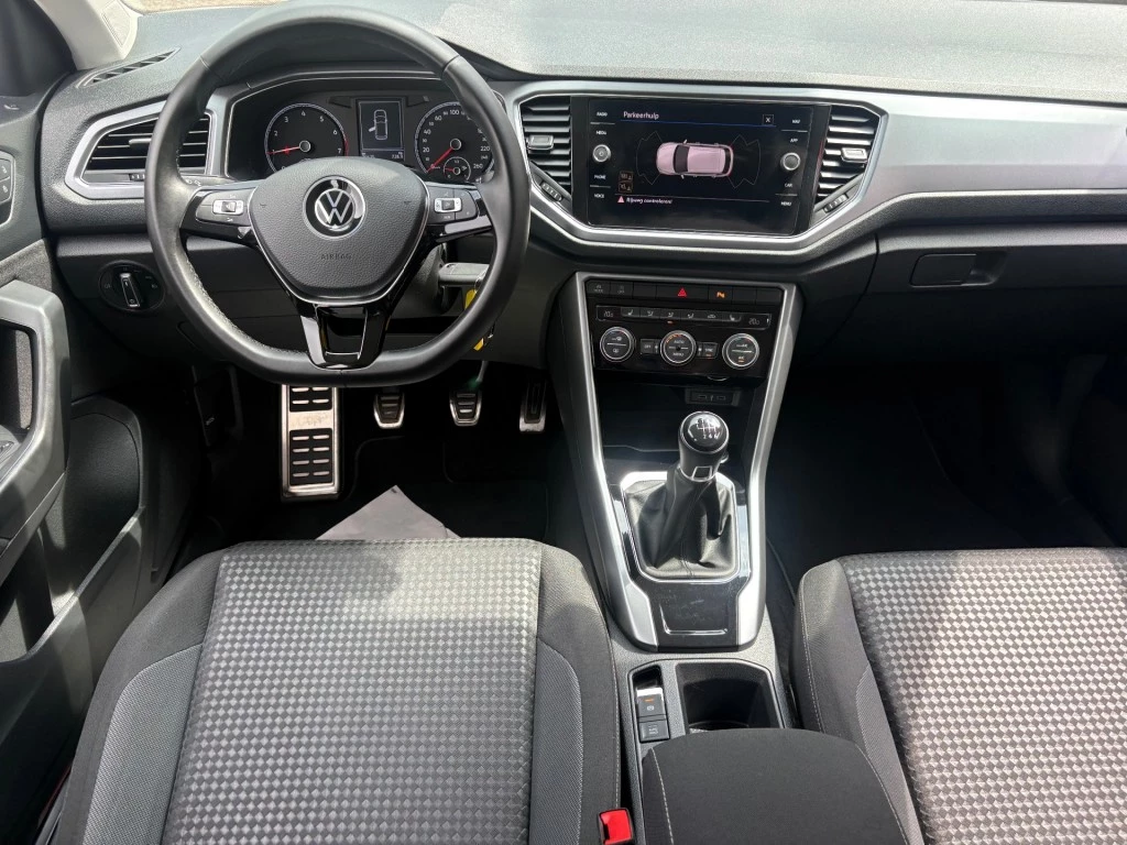 Volkswagen T-Roc – foto 8