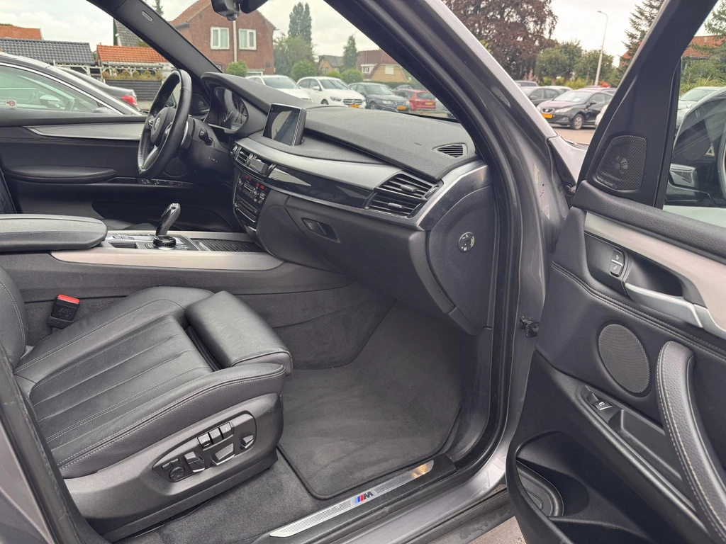 BMW X5 – foto 25