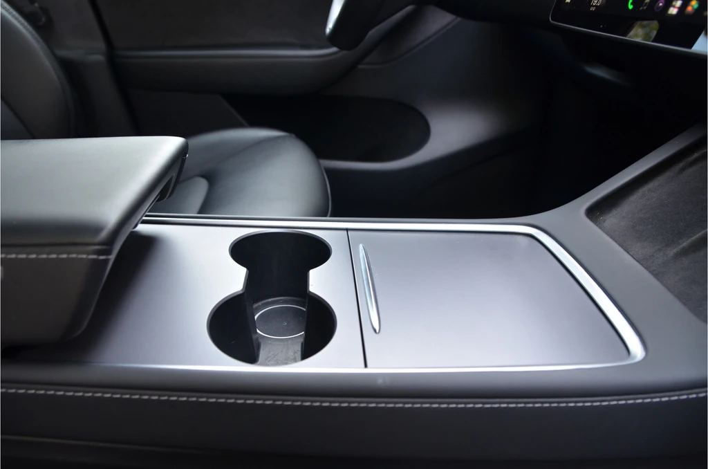 Tesla Model Y – foto 8