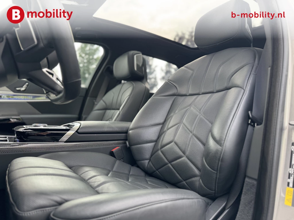 BMW i7 – foto 12