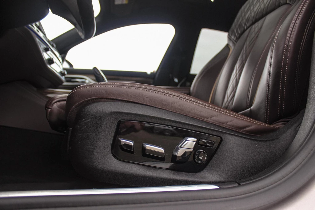 BMW 7 Serie – foto 49