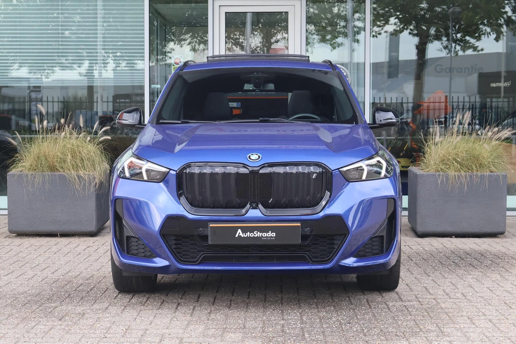 BMW iX1 – foto 10