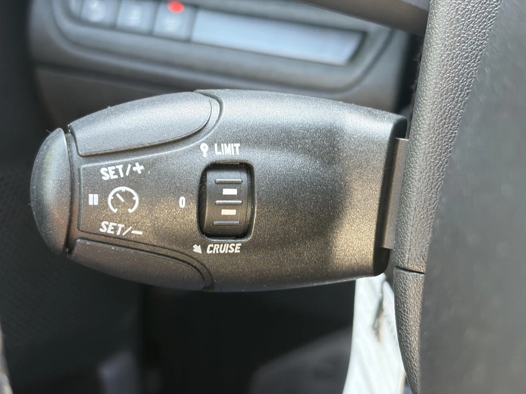 Peugeot 208 – foto 34