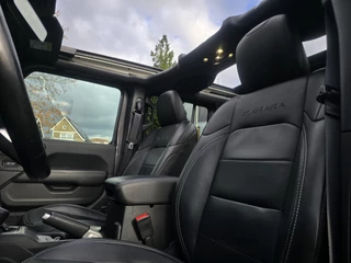 Jeep Wrangler – thumbnail 17