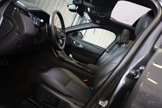 Land Rover Range Rover Velar – thumbnail 34