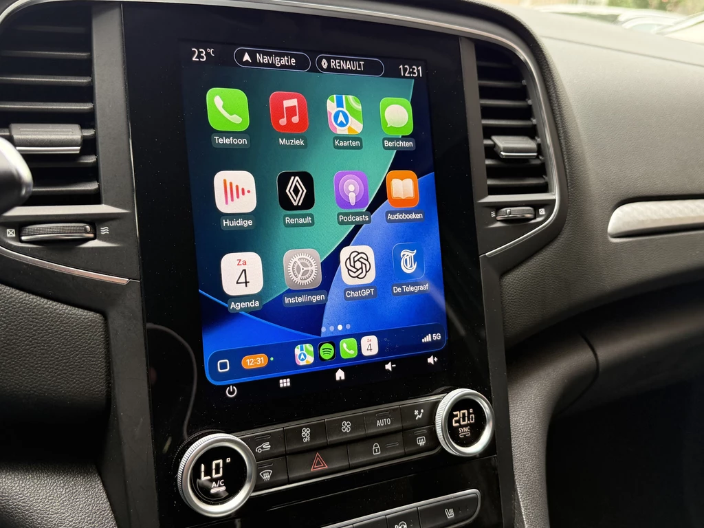 Renault Megane E-Tech – foto 16