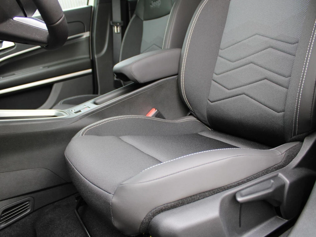 Jeep Avenger – foto 7
