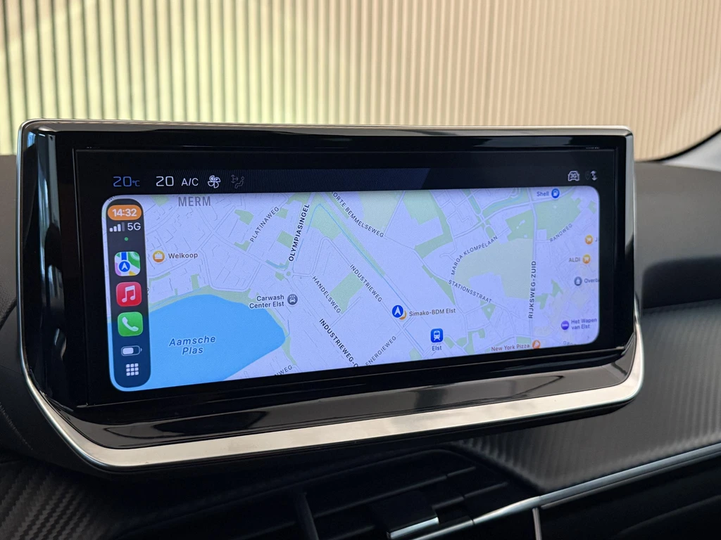 Peugeot 208 – foto 13