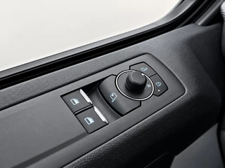 Ford E-Transit Custom – thumbnail 25