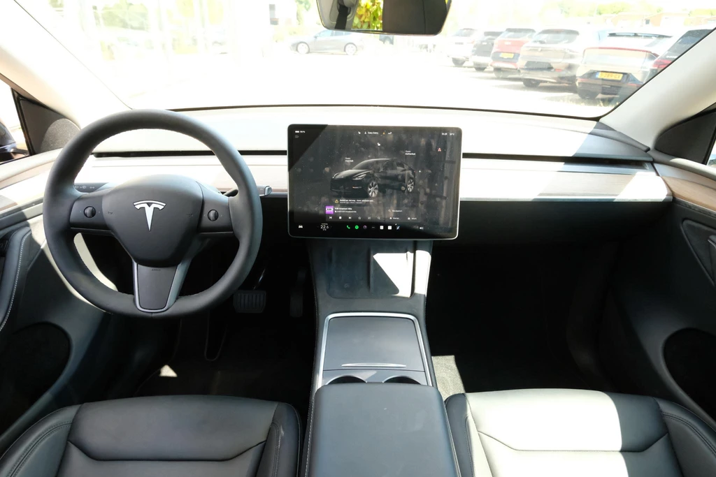 Tesla Model Y – foto 13