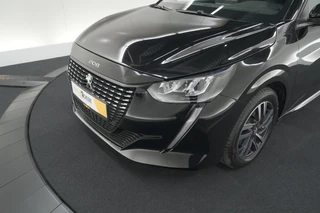 Peugeot 208 – thumbnail 1