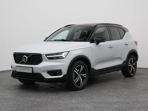 Volvo XC40 1.5 T3 R-Design | PANO | 360° | H&K | KEYLESS | STOEL- EN STUURVERW.
