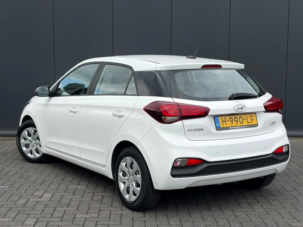 Hyundai i20 – foto 1
