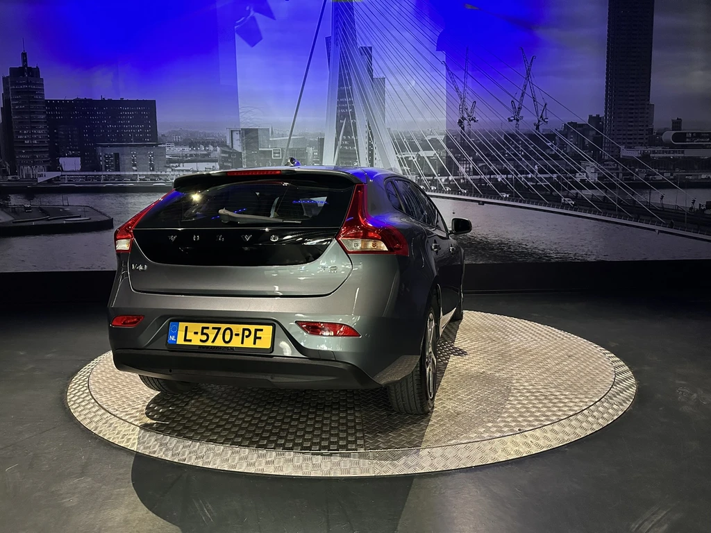 Volvo V40 – foto 9
