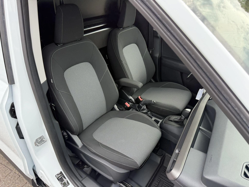 Ford Transit Courier – foto 28