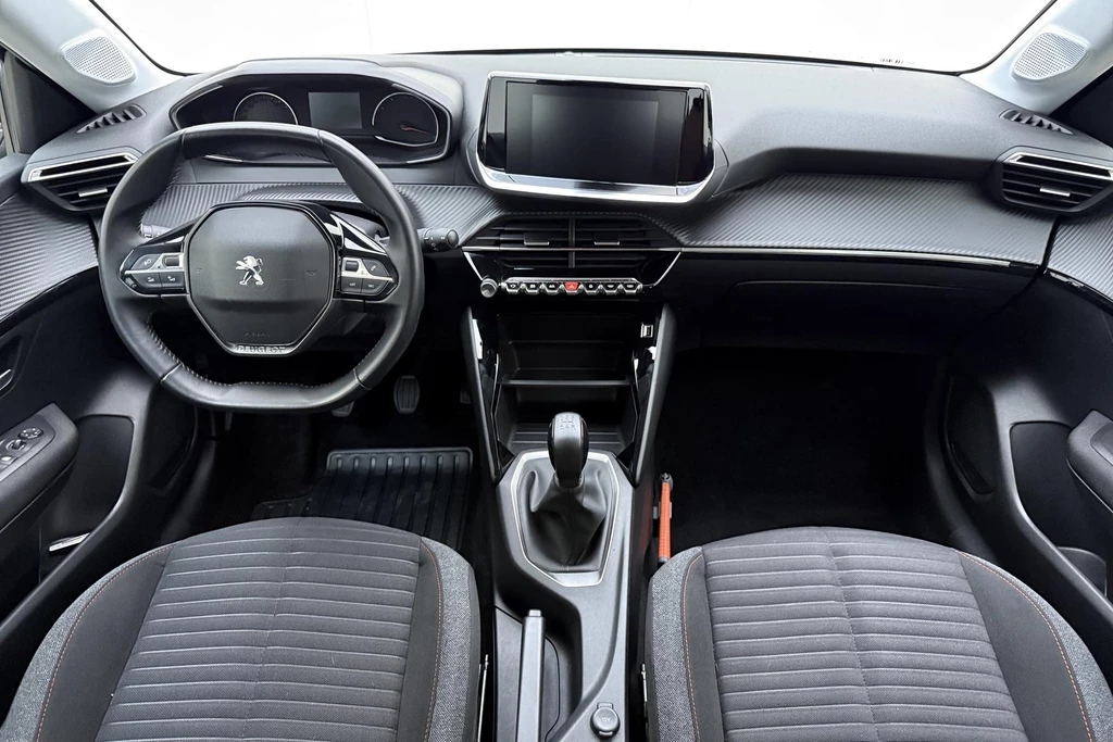 Peugeot 208 – foto 15