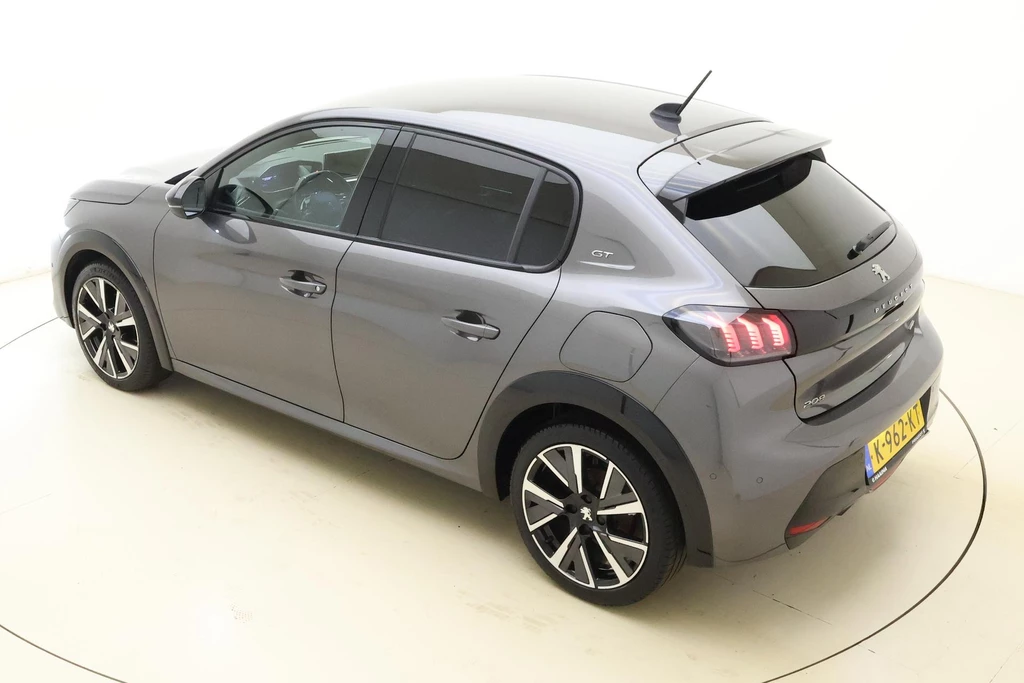 Peugeot 208 – foto 3