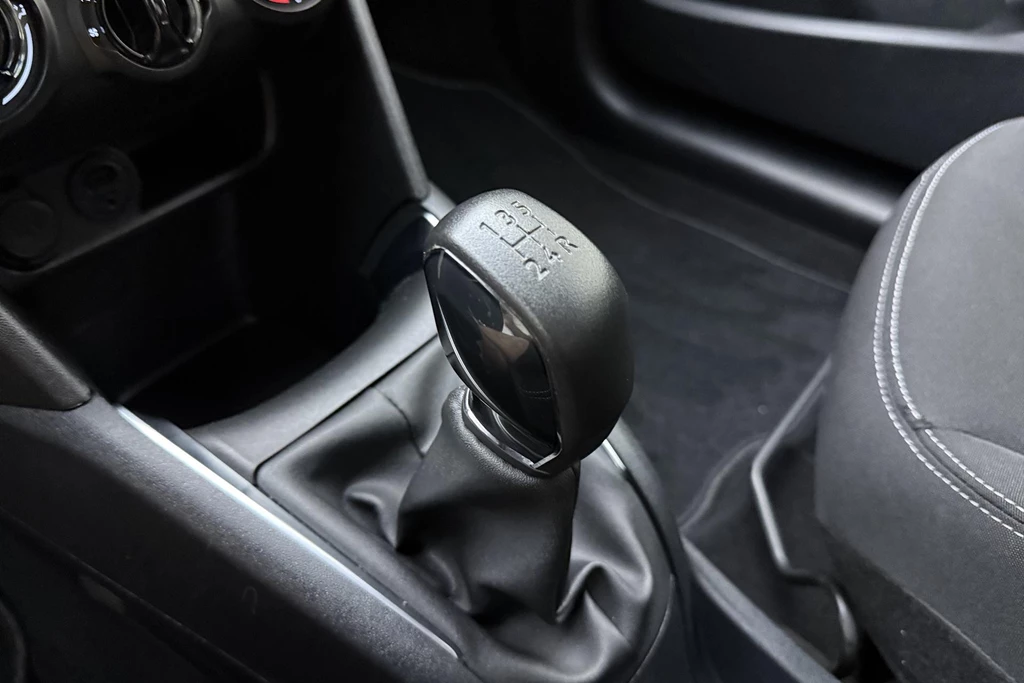 Peugeot 208 – foto 23