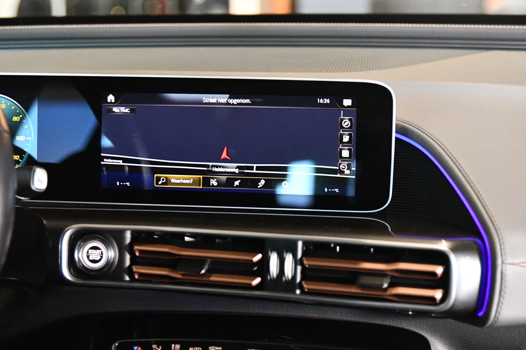 Mercedes-Benz EQC – foto 30