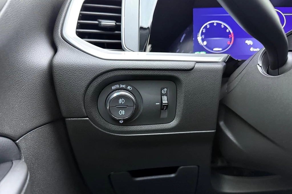 Opel Grandland – foto 24