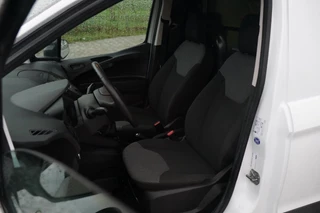 Ford Transit Courier – thumbnail 12