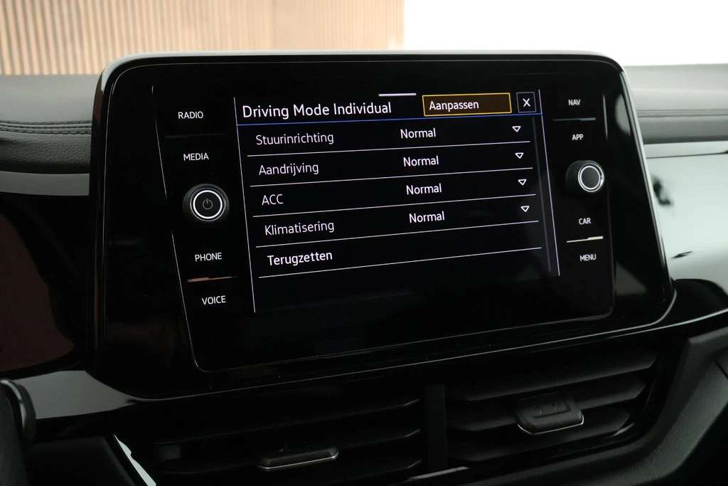 Volkswagen T-Roc – foto 30