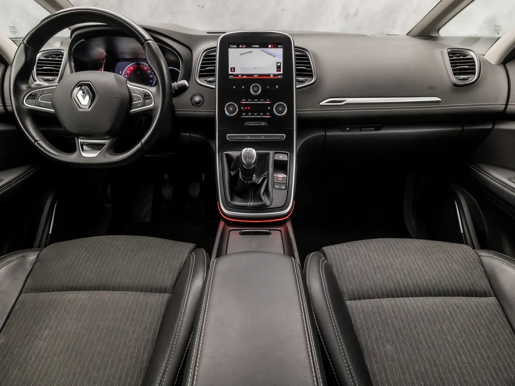 Renault Scénic – foto 8