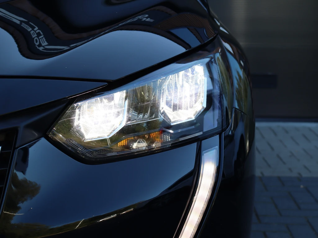 Peugeot 208 – foto 28