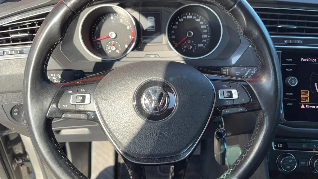 Volkswagen Tiguan – foto 8