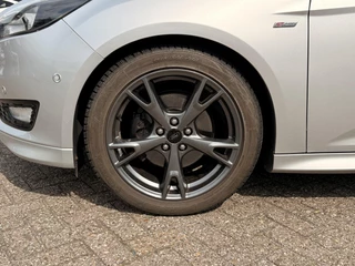 Ford Focus – thumbnail 7