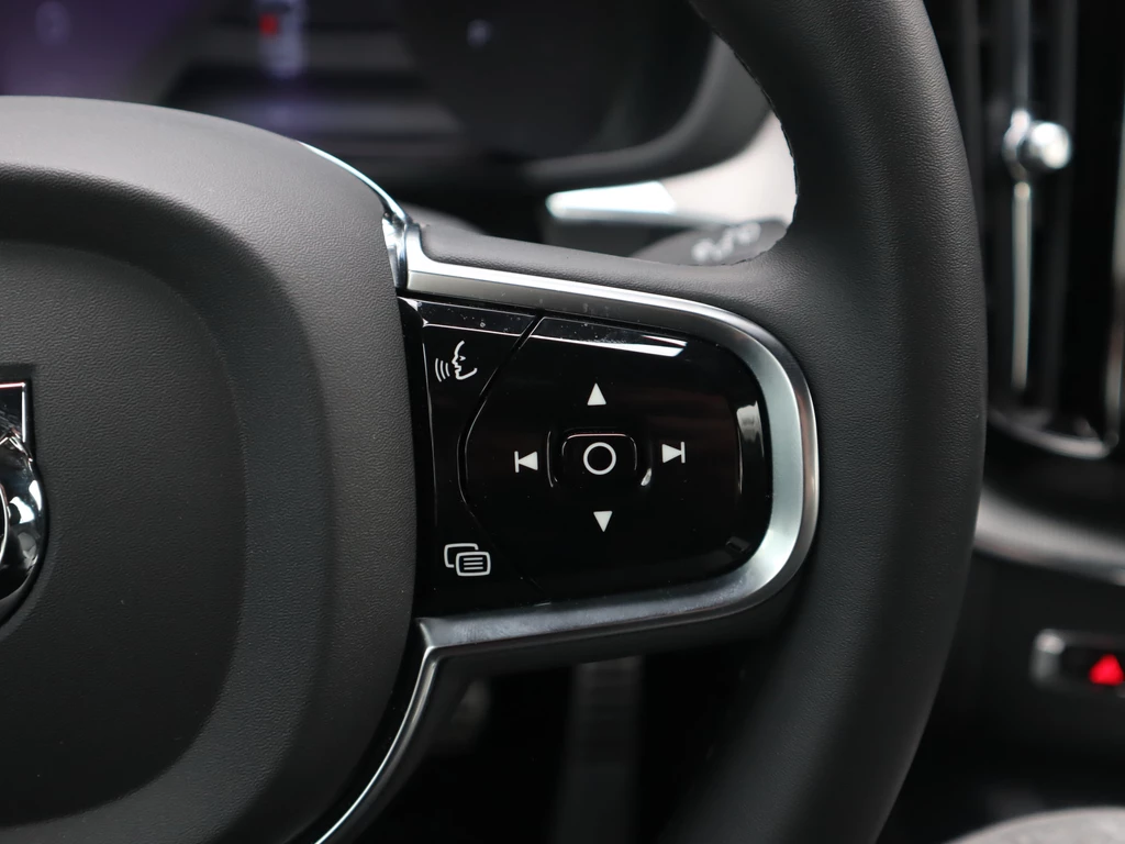 Volvo XC60 – foto 18
