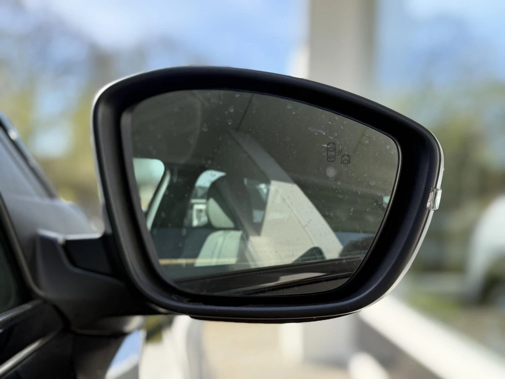 Peugeot e-2008 – foto 23