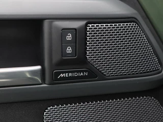 Land Rover Defender – thumbnail 28