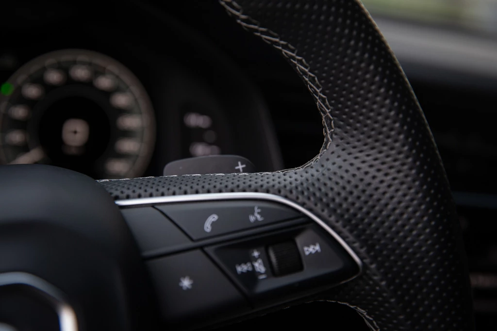 Audi Q8 – foto 16