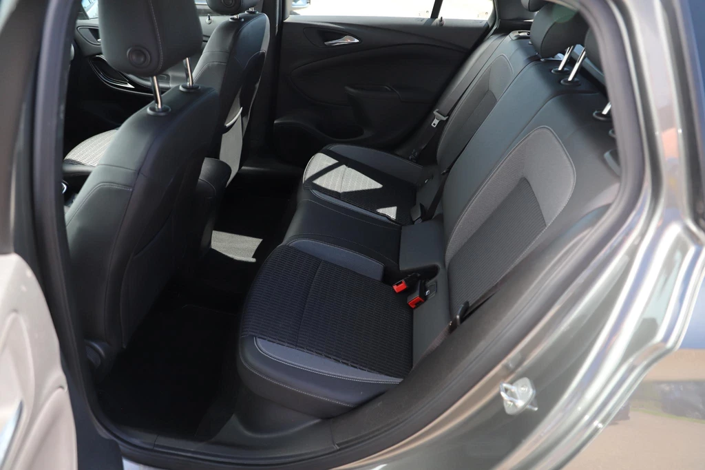 Opel Astra – foto 8