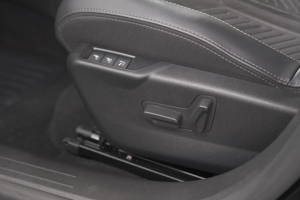 Peugeot 208 – foto 16