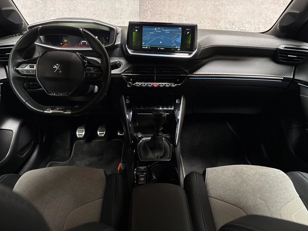 Peugeot 208 – foto 6