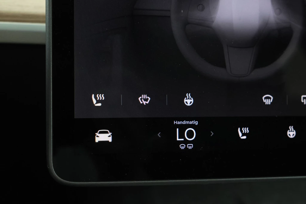 Tesla Model Y – foto 22