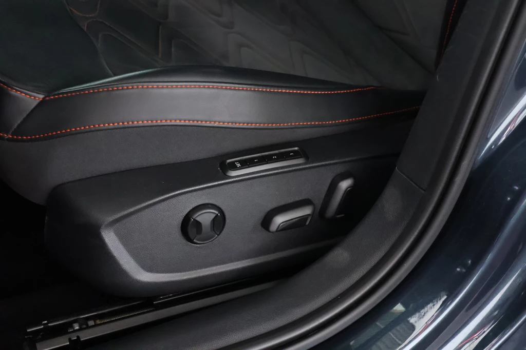 SEAT Leon – foto 22