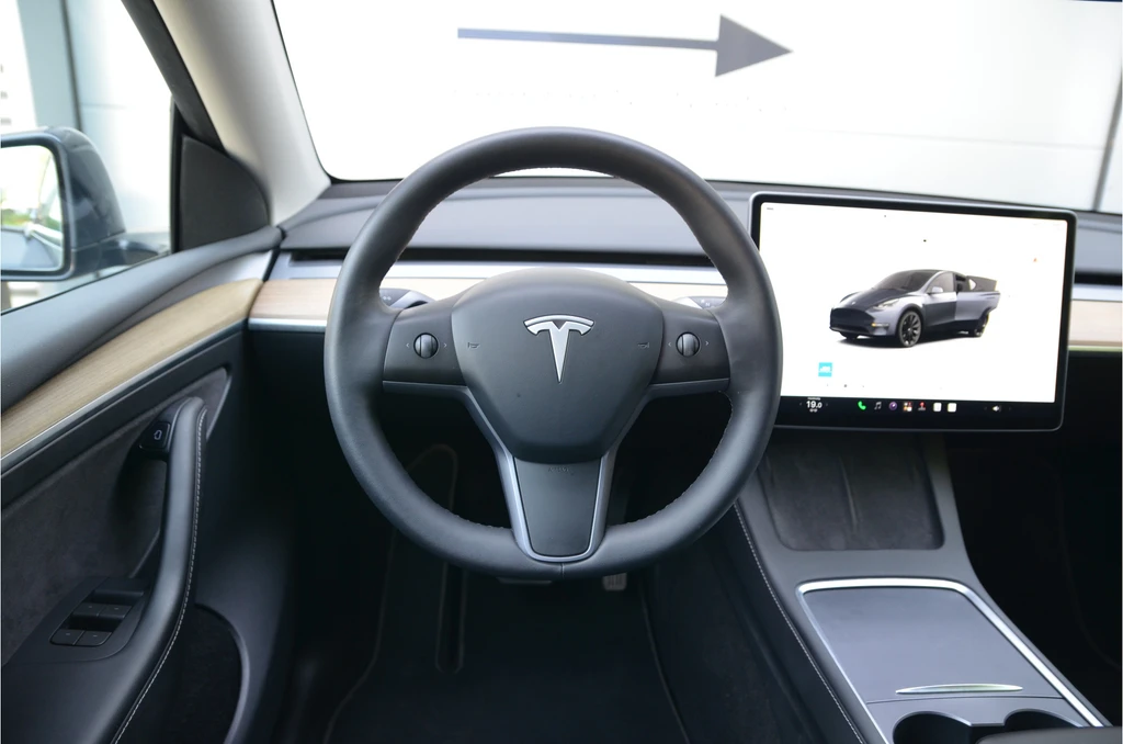 Tesla Model Y – foto 14