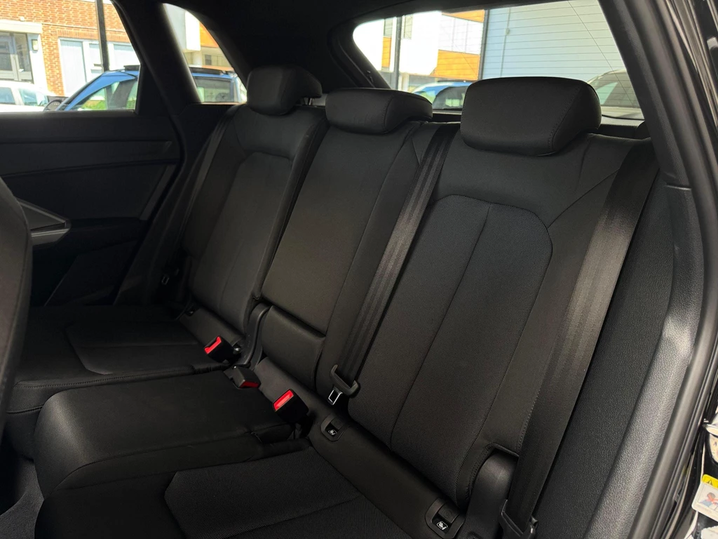 Audi Q3 – foto 11