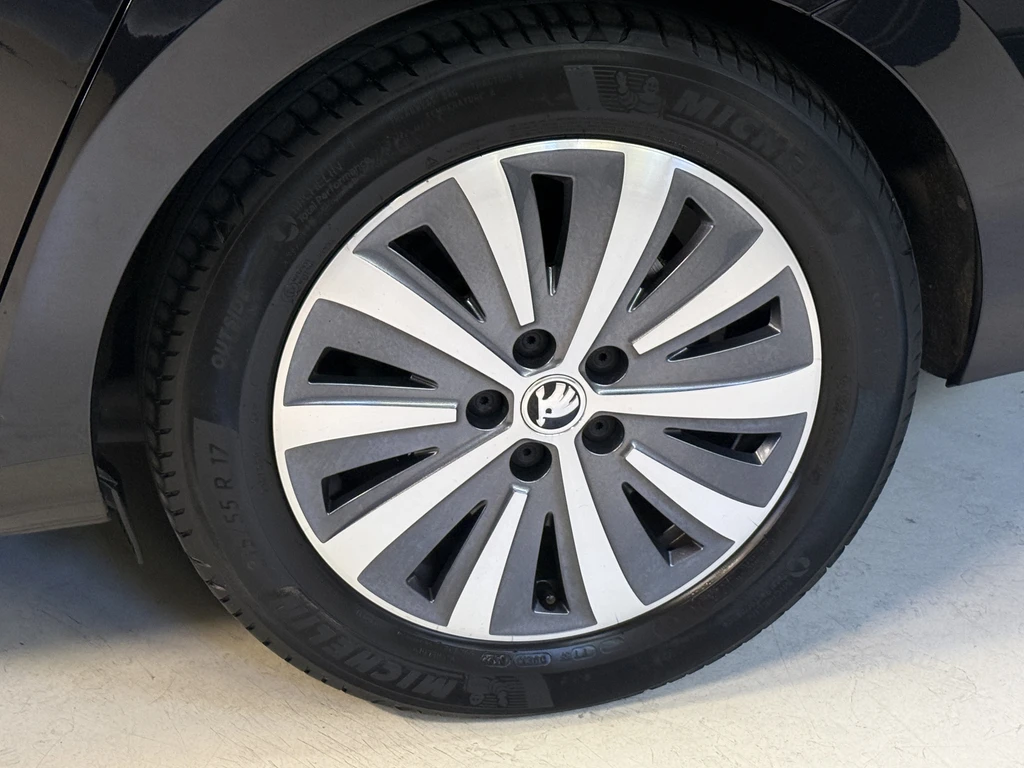 Škoda Superb – foto 41